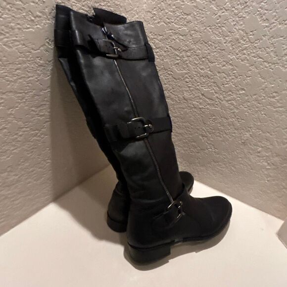 Stuart Weitzman Size 10 Triple Buckle Tall Riding Boots Black Leather Edgy Alt - Picture 4 of 9